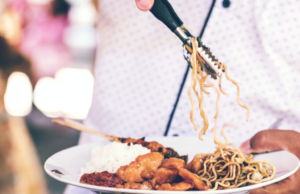 How to Diet and Still Enjoy Social Events Without Overeating How to diet and still enjoy social events without overeating